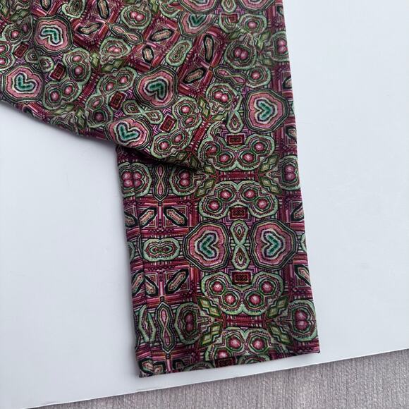 LuLaRoe’s Leggings Tall and curvy - Picture 2 of 8